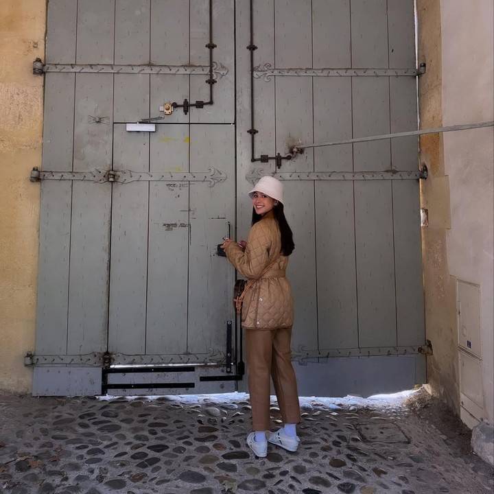 <p>Artis cantik Maudy Ayunda lahir pada 19 Desember 1994, Bunda. Belum lama ini, dirinya baru saja merayakan ulang tahunnya yang ke-30. (Foto: Instagram: @jessechoi_)</p>