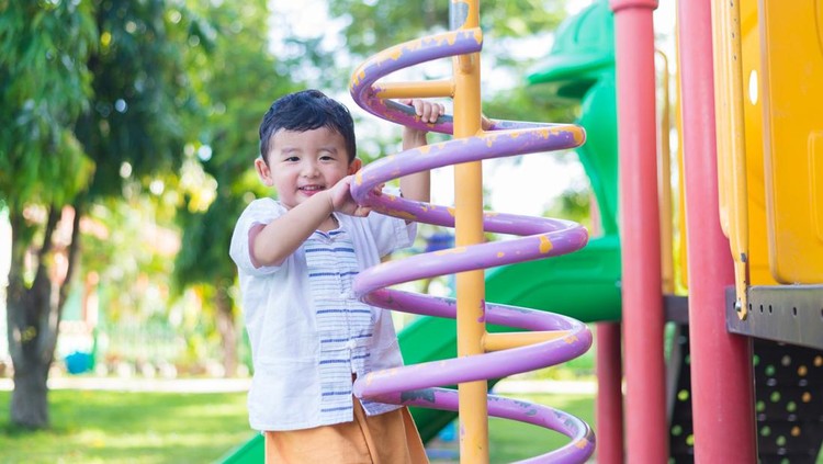 Perbedaan anak aktif dan hiperaktif