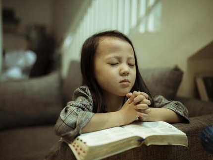 10 Contoh Renungan Pagi untuk Anak Sekolah Minggu dengan Tema Menarik