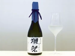 Sebotol Sake yang Diperam di Luar Angkasa Dijual Rp 10 Miliar