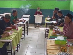3 Janji Ibu Kantin MTs di Brebes Usai Viral Ngamuk-Buang Jajanan Siswa