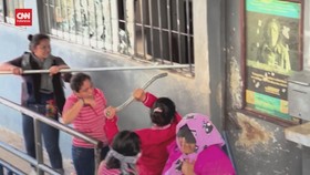 VIDEO: Termakan Rumor Korban Tewas, Keluarga Napi Serbu Lapas Meksiko
