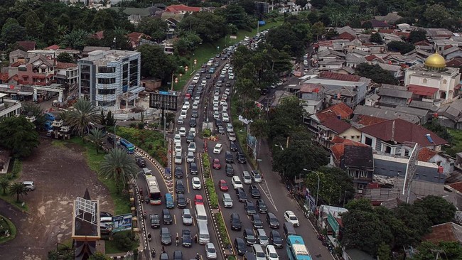 Kemenhub menyiapkan angkutan umum bus dengan rute Cibinong-Puncak. Ditargetkan mulai beroperasi pada Februari 2025.