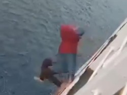 Motif Pilu Ibu Lompat dari Kapal Feri Berujung Tewas di Pantai Bali