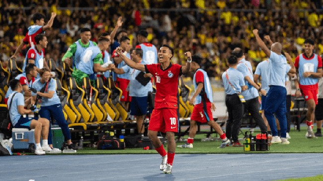 Sebanyak dua tim negara memastikan lolos ke babak semifinal Piala AFF 2024 atau ASEAN Championship usai pertandingan pada Jumat (20/12).