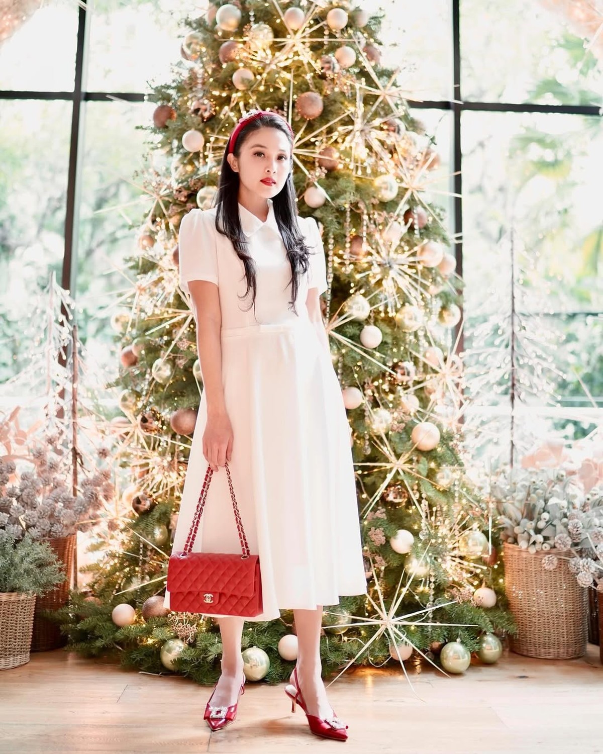 Pohon Natal Sandra Dewi