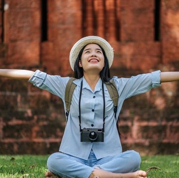 5 Cara Mengatasi Travel FOMO, Biar Nggak Sekadar Ikut-ikutan