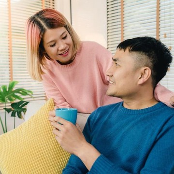 3 Kalimat yang Bikin Hubunganmu dengan Pasangan Makin Kuat Menurut Terapis