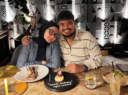 5 Potret Kehamilan Ketiga Indah Istri Komika Rigen Rakelna, Siap Sambut Bayi Perempuan