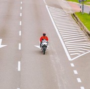 Mengapa Motor Tidak Boleh Masuk Tol? Ternyata Ini Alasannya!