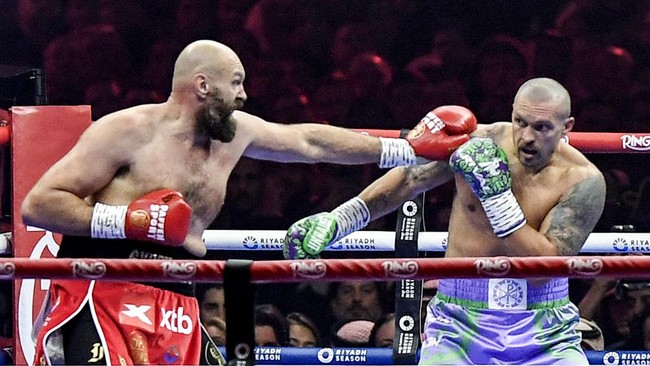 Tyson Fury disebut masih tak terima kekalahan dari Oleksandr Usyk namun tidak berminat untuk pensiun.