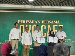 Pembayaran di Stasiun dan Kereta Makin Mudah dengan QRIS BRI