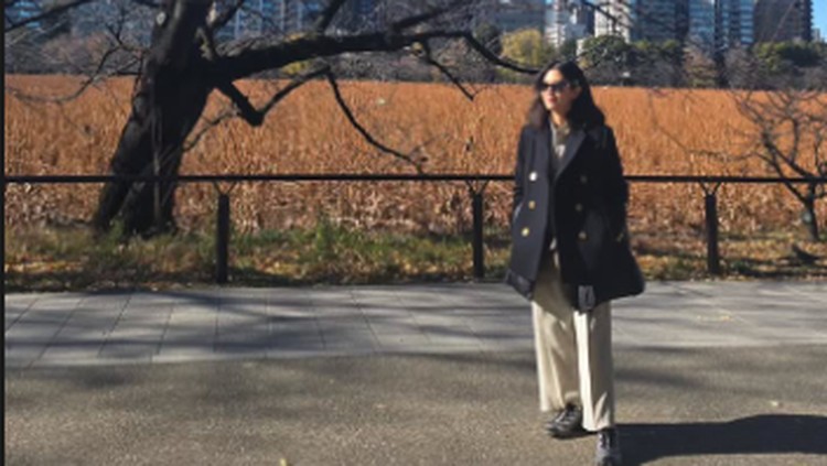 Dian Sastro Liburan ke Jepang