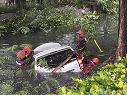 Fakta Ulah Sopir Mercy Mabuk Berujung Laka Beruntun 4 Mobil-2 Motor