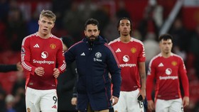Martinez Sebut Ruang Ganti MU Penuh Amarah Usai Dihajar Bournemouth