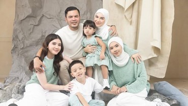 img-title Irish Bella Bongkar Beda Sikap Kedua Anaknya ke Haldy Sabri
