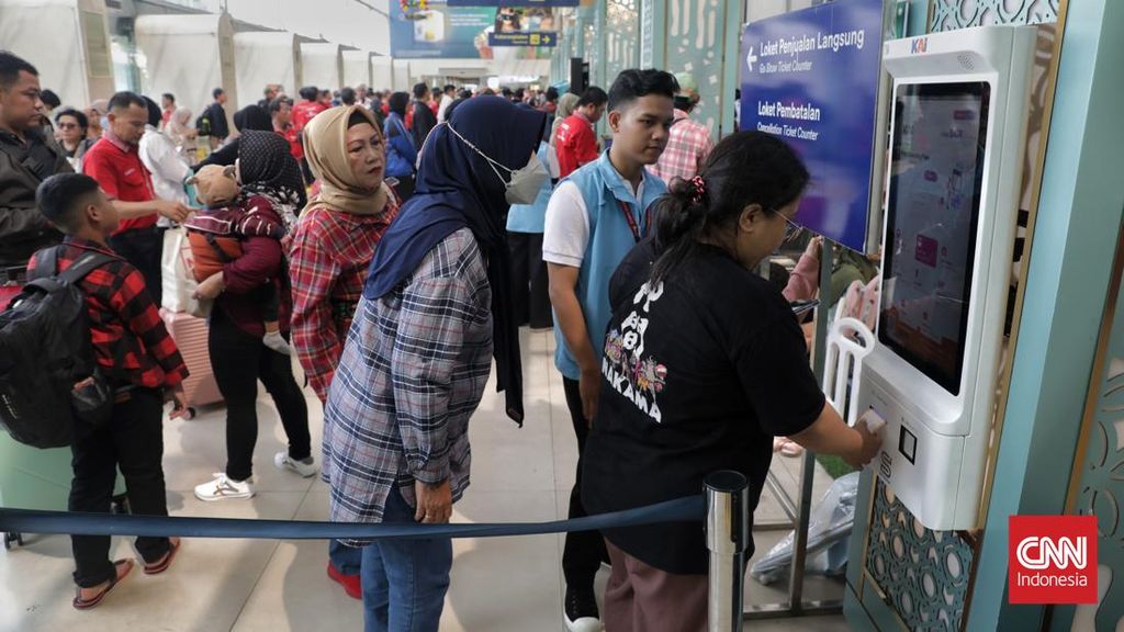 22.519 Pemudik Berangkat dari Stasiun Pasar Senen Hari Ini