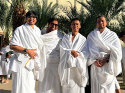 Senyum Sheila On 7 Pakai Ihram: Semoga Jadi Kisah Klasik Untuk Masa Depan