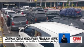 VIDEO: Lonjakan Volume Kendaraan di Pelabuhan Merak