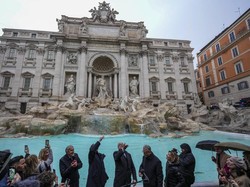 Mulai Bulan Depan, Turis ke Trevi Fountain Mesti Bayar Tiket Masuk