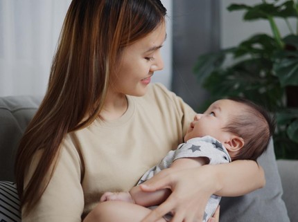 Studi Terbaru Klaim Menyusui Tak Cegah Obesitas pada Anak, Tetapi...