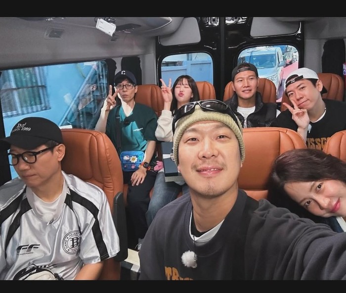 Ji Ye Eun sebelumnya telah bergabung dengan Running Man selama enam bulan, sejak Juni lalu. Kehadirannya yang mampu memberi warna baru dan membangun chemistry apik dengan anggota lain, turut menyita perhatian penonton./ Foto: instagram.com/y_eunniii