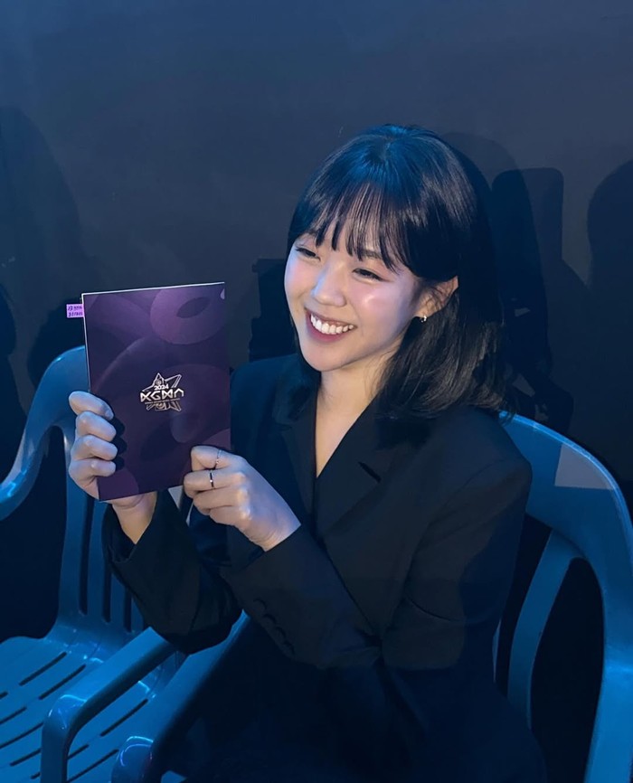 Ji Ye Eun sendiri sebelumnya dikenal karena keterlibatannya dalam acara SNL Korea sejak 2022. Sebagai lulusan Departemen Akting di Korea National University of Arts, ia pernah menjadi cameo dalam drama Good Partner (2024)./ Foto: instagram.com/y_eunniii