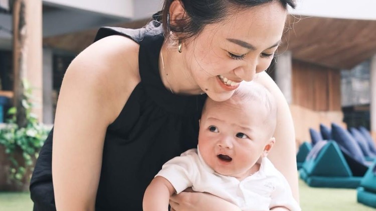 Keluarga Jonatan Christie & Shanju