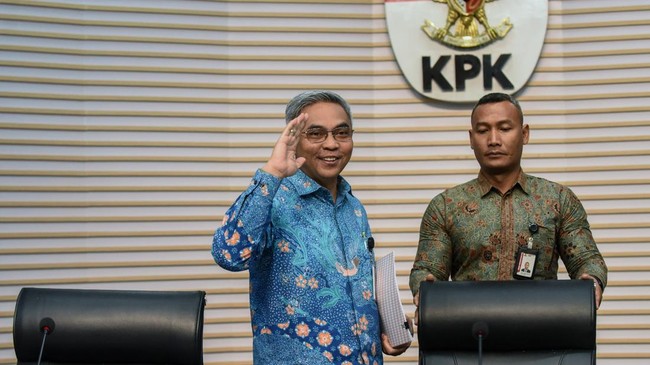 KPK Optimistis Menang Praperadilan Lawan Hasto Kristiyanto Keetua KPK Setyo Budiyanto mengatakan Tim Biro Hukum KPK tengah menyiapkan berkas untuk bertarung di sidang praperadilan yang rencananya pada 21 Januari.