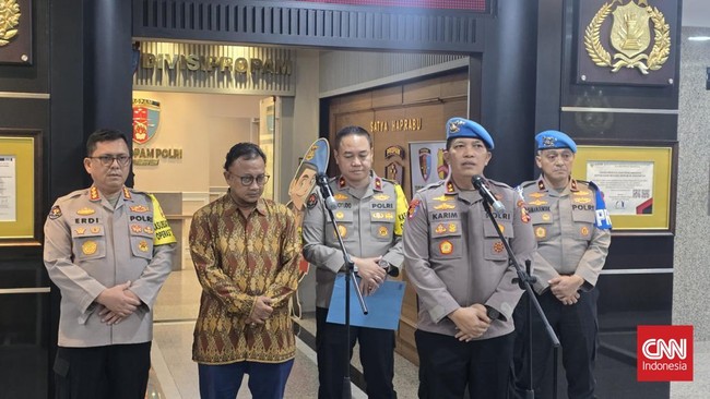 Kadiv Propam Polri mengaku masih menggali motif dan tujuan para pelaku, yang merupakan anggota polisi lantaran berasal dari satuan kerja yang berbeda.