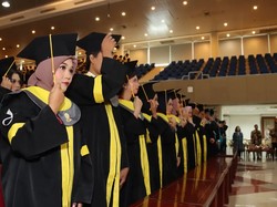Terkenal Fleksibel, 75% Mahasiswa UT Sudah Bekerja Sebelum Lulus Kuliah