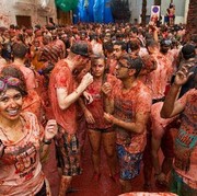 4 Festival Makanan Paling Unik dari Berbagai Negara