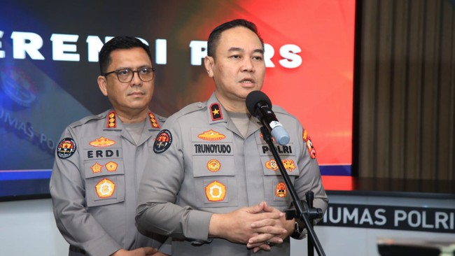 Propam Polri bakal menggelar sidang pelanggaran etik terhadap 18 anggota polisi yang diduga terlibat dalam aksi pemerasan kepada penonton DWP 2024 hari ini.