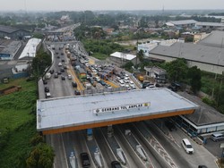 1,2 Juta Kendaraan Pemudik Diprediksi Lintasi Tol Japek