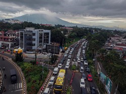 Video: H-2 Tahun Baru, 60 Ribu Kendaraan Lintasi Jalur Puncak Bogor