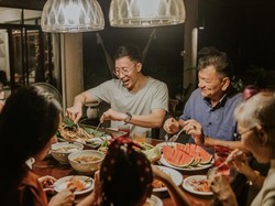 5 Mitos Soal Makan Saat Liburan Ini Jangan Dipercaya