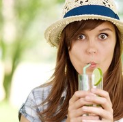 Simpel, 6 Minuman Rumahan Ini Bisa Turunkan Kadar Asam Urat Secara Alami