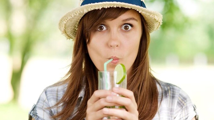 Simpel, 6 Minuman Rumahan Ini Bisa Turunkan Kadar Asam Urat Secara Alami