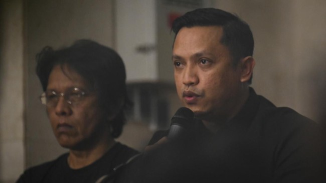 DPP PDIP menyampaikan sikap resmi terhadap penahanan Hasto Kristiyanto oleh KPK dalam kasus dugaan suap dan perintangan penyidikan pada Kamis (20/2).
