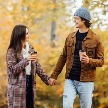 Mengenal Simmer Dating, Gaya Kencan yang Lagi Ngetren di Kalangan Gen Z