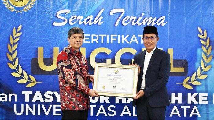 Universitas Yang Terakreditasi 