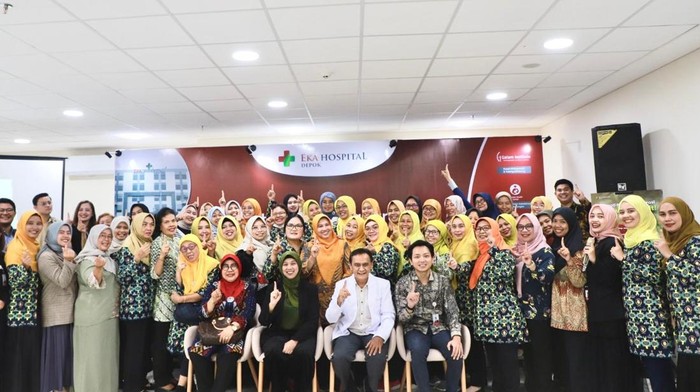 Eka Hospital Depok Dilengkapi 46 Poliklinik, 100 Tempat Tidur Dengan Fasilitas Kamar Mulai Dari Kelas Basic, Standar, VIP, Suite Room Hingga Presidential Suite.
