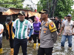 Forkopimda Sidoarjo Pantau Kondisi Banjir Waru