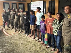 Satpol PP Gagalkan Pengiriman 2 Truk Pengemis Masuk Kota Malang
