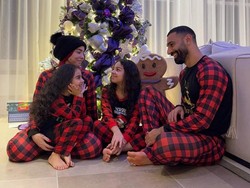 Mo Salah Unggah Foto Natal, Fans Rival Liverpool Kegirangan