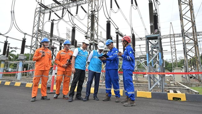 Wakil Menteri BUMN Aminuddin Ma'ruf memastikan sistem kelistrikan nasional dalam kondisi aman dan andal dalam menghadapi Natal 2024 dan Tahun Baru 2025.