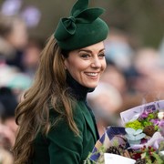 Gaya Merakyat Kate Middleton saat Kegep Beli Kacamata Sendiri, Tenteng Tas Rp19 Juta