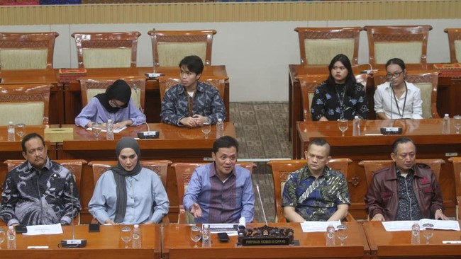 Komisi III DPR menilai Polri menjadi institusi penegak hukum paling responsif dalam menindaklanjuti pengaduan masyarakat, mencapai 94%.