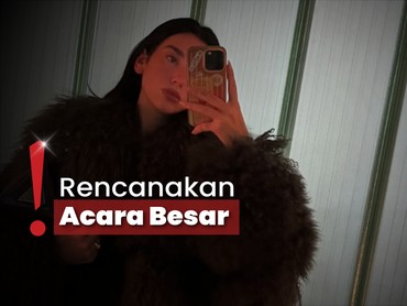 Rayakan Natal dengan Callum Turner, Dua Lipa Pamer Cincin di Jari Manis