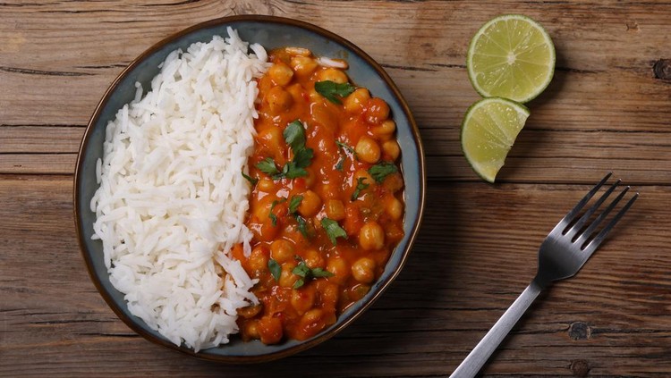Legume Bean Curry ready to serve